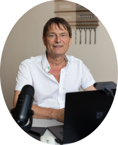 Peter Saarloos, astroloog en docent